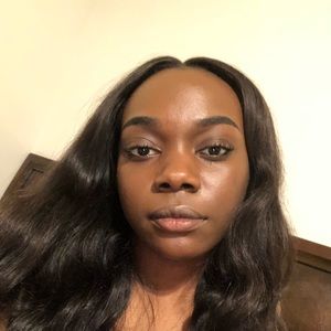 Meet your Posher, Janay